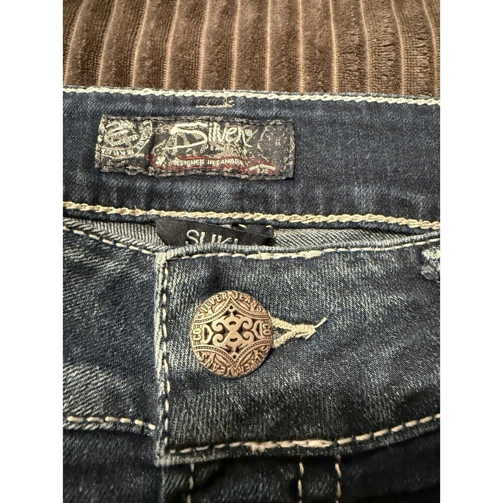 Silver Jeans Suki Bermuda Jean Shorts Size W31 L11 Dark Wash/Faded - Picture 7 of 7